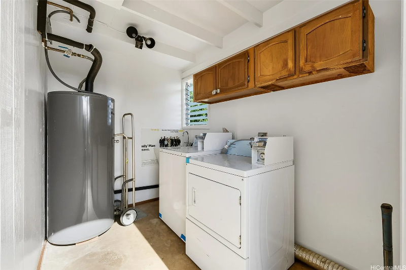 1425 Kawelu St #D - Photo 4 of 6