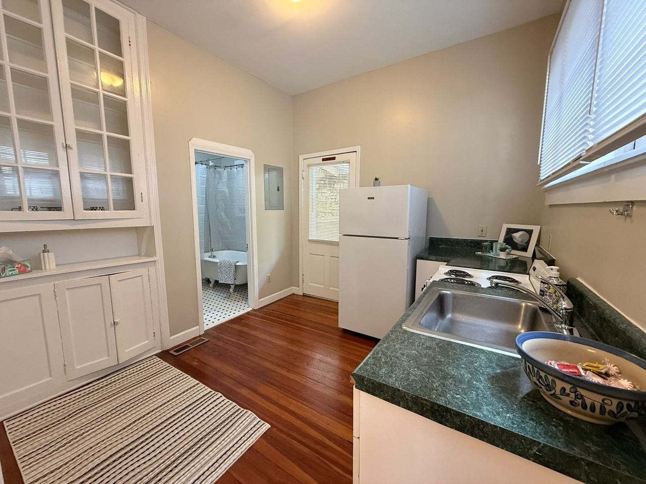 318 Tremont St #3 - Photo 7 of 8
