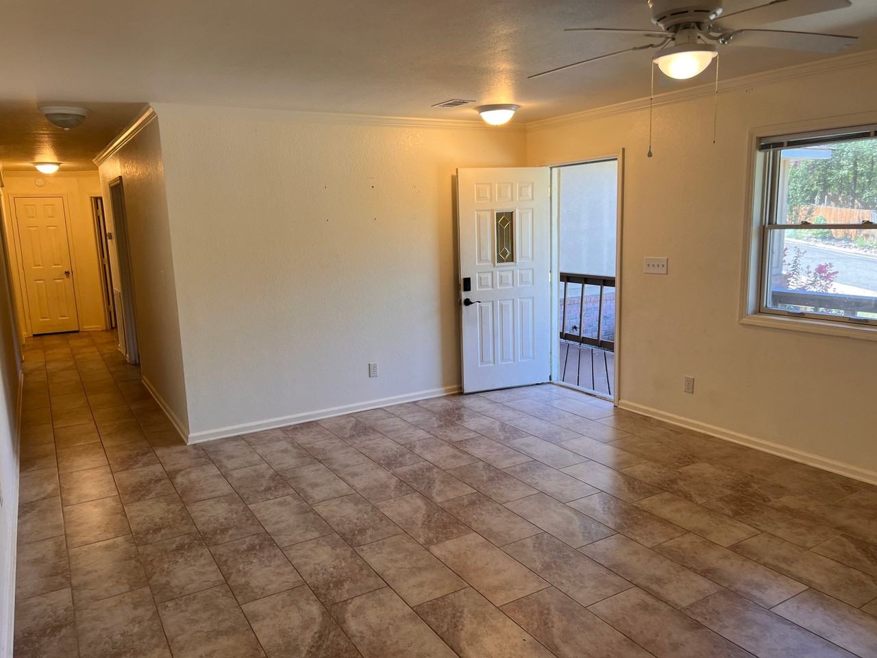 160 Sky Canyon Trl - Photo 4 of 20