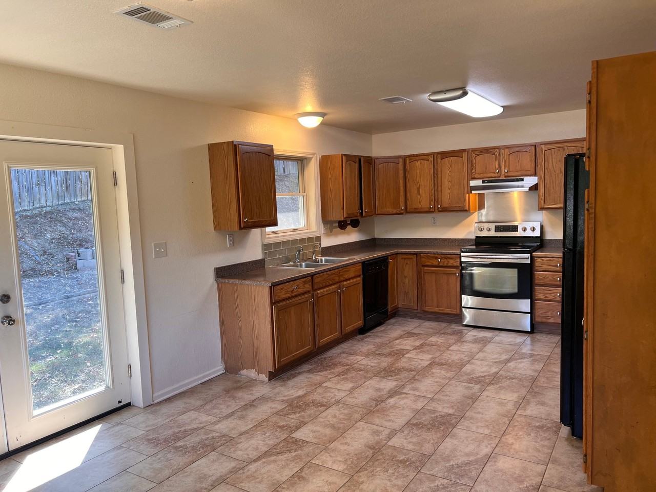 160 Sky Canyon Trl - Photo 6 of 20