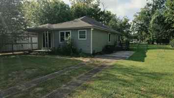 featured image of 1214 Carby Rd