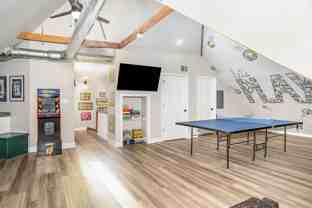 223 W 10th St - Photo 1 of 1