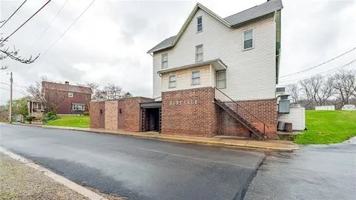 featured image of 1700 Washington St #B