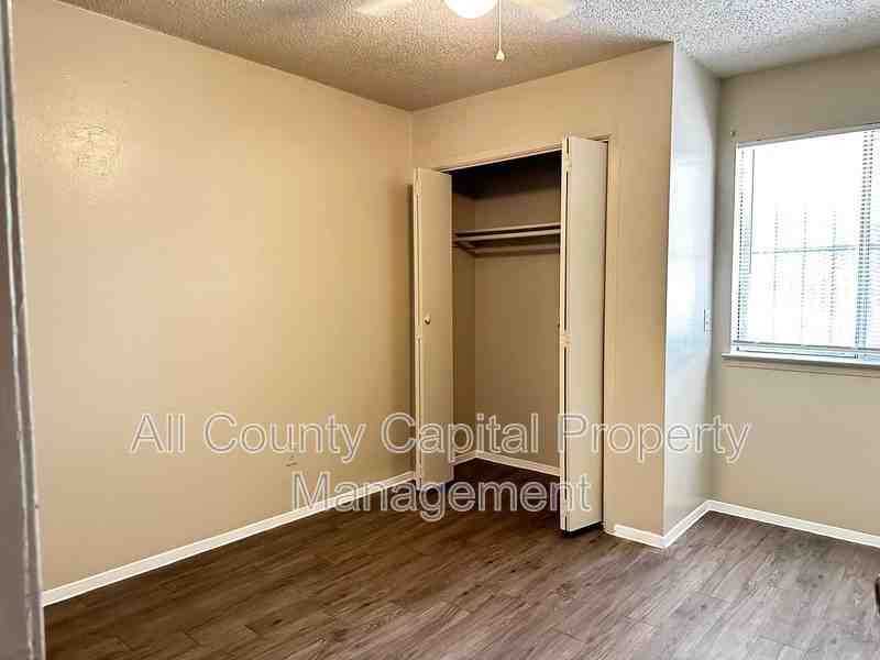1102 Hickory Grove Dr #1102 - Photo 3 of 14