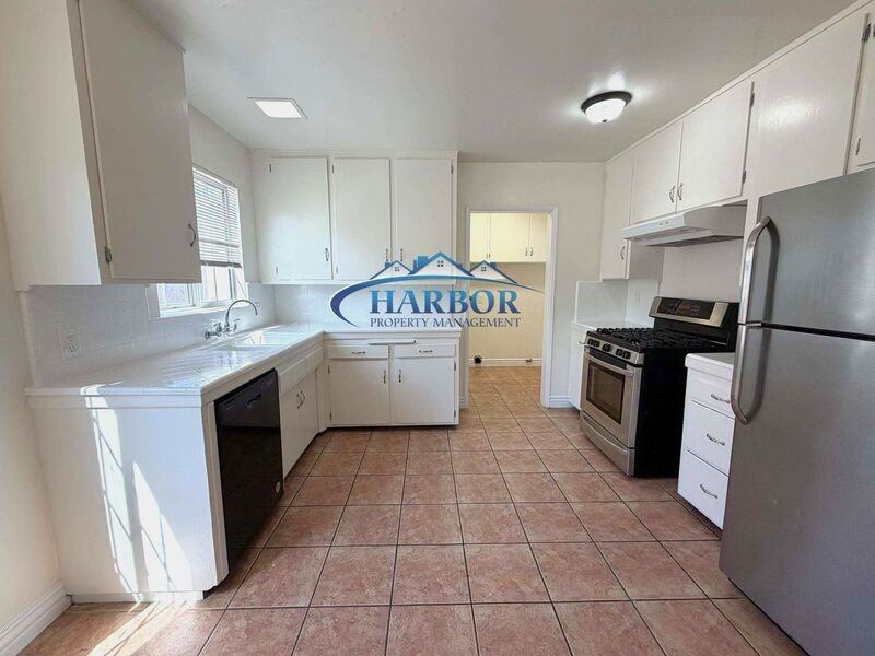 21406 Budlong Ave - Photo 4 of 20