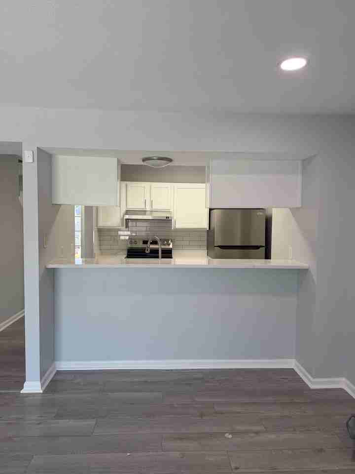 8444 Hague Rd - Photo 7 of 14