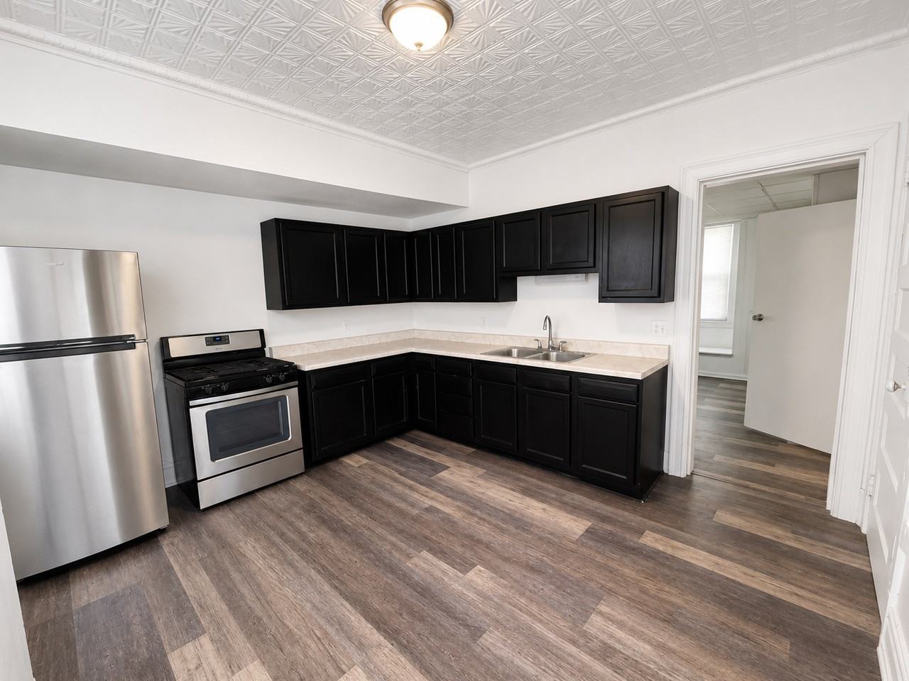 159 Kendall Ave #1 - Photo 7 of 8