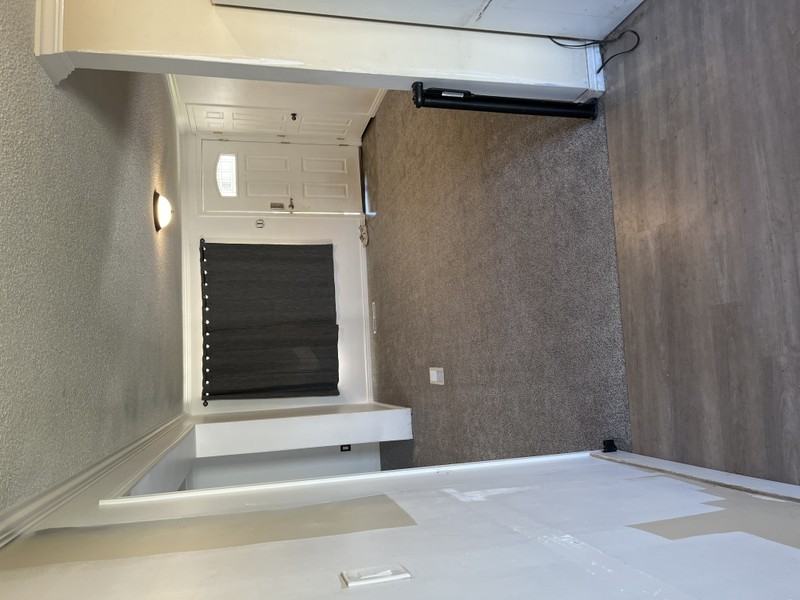 803 Es - Photo 4 of 15