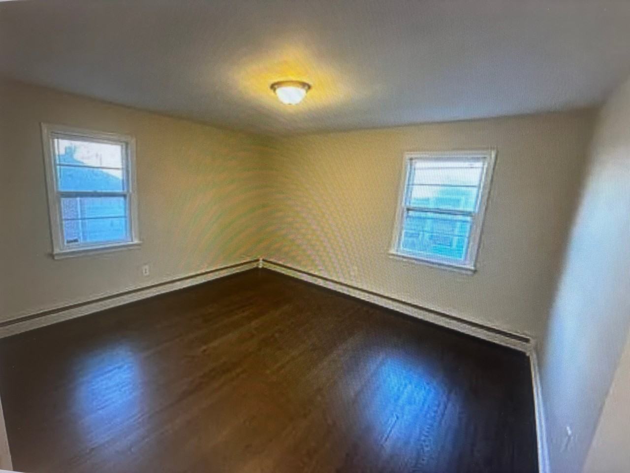 122 Elmwood Ave #4 - Photo 4 of 6