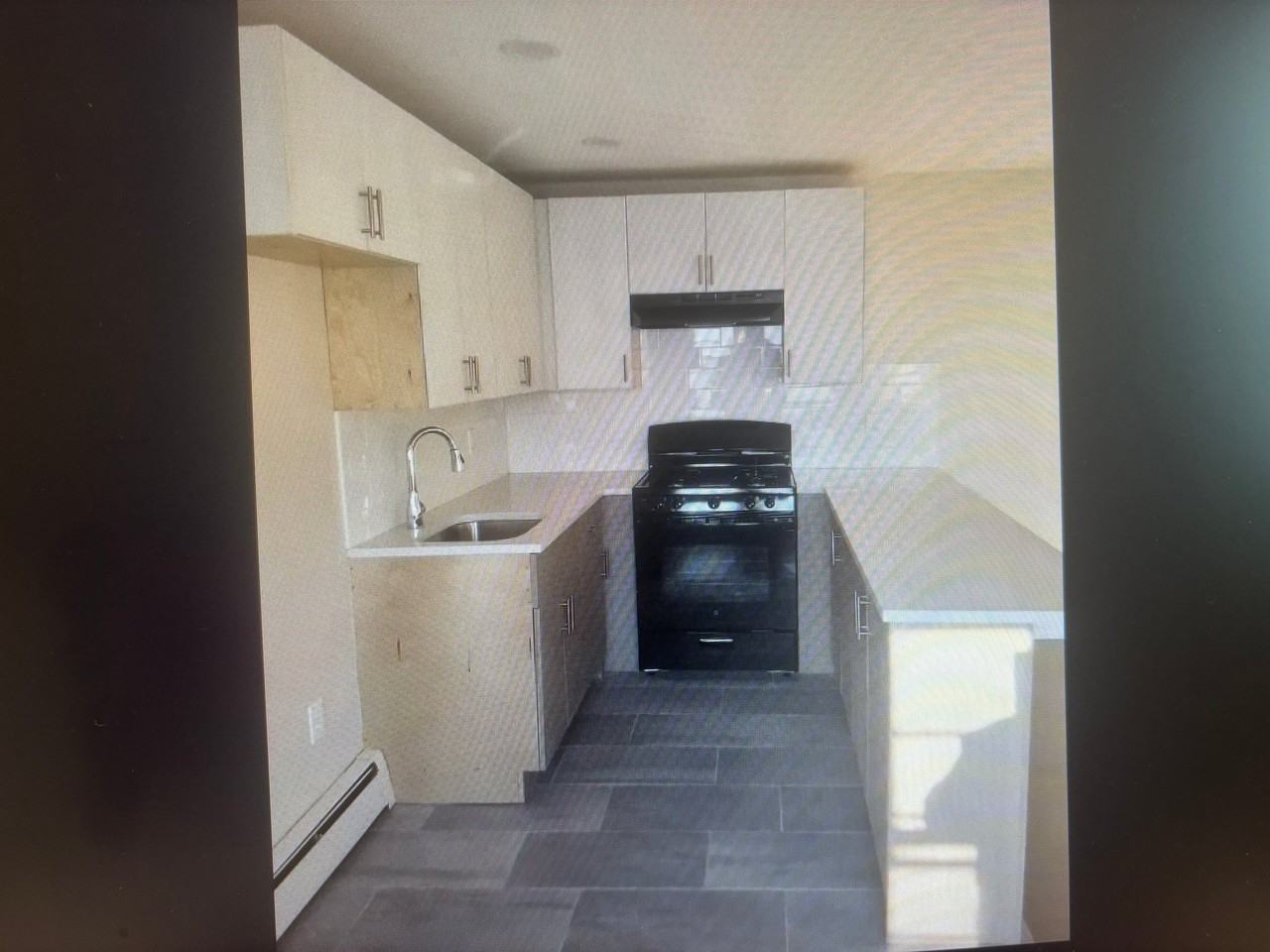 122 Elmwood Ave #4 - Photo 6 of 6