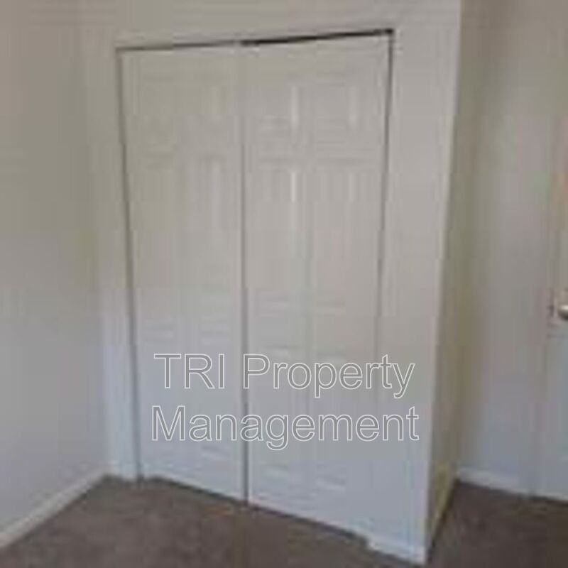 2551 W 24th St #B1 - Photo 5 of 19
