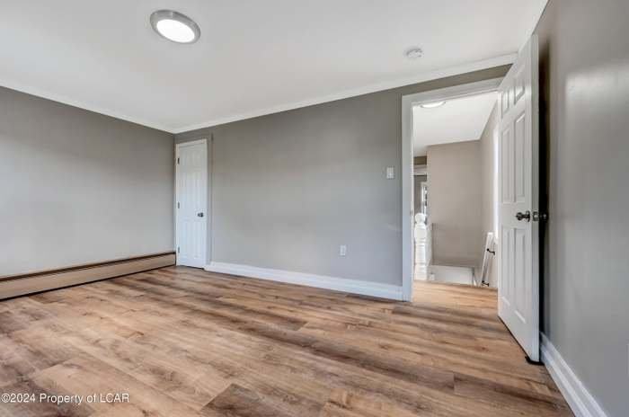 12 Mack St - Photo 7 of 16