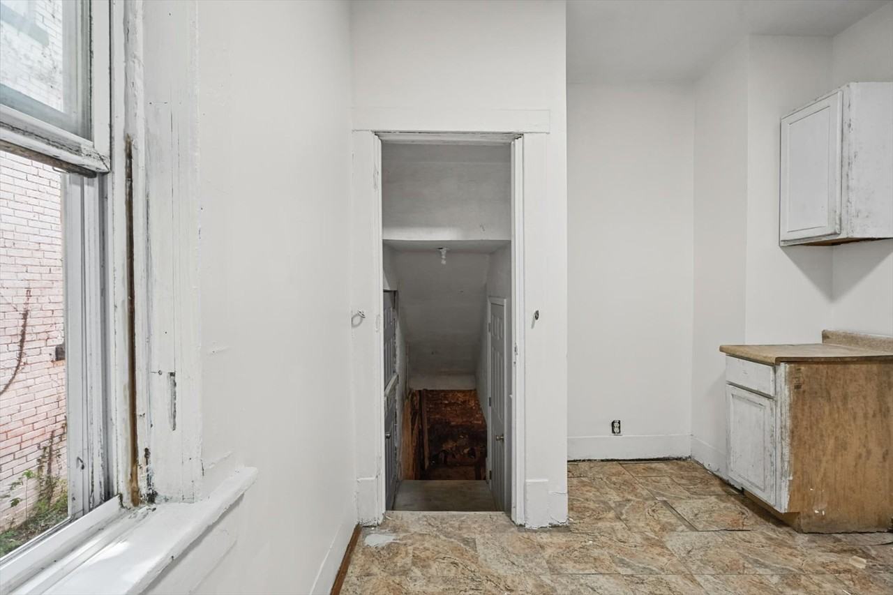 1908 N Union St #NA - Photo 6 of 33