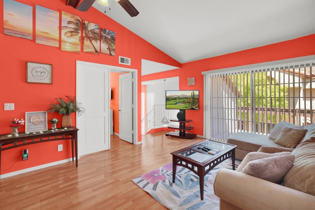 839 S Westwood #277