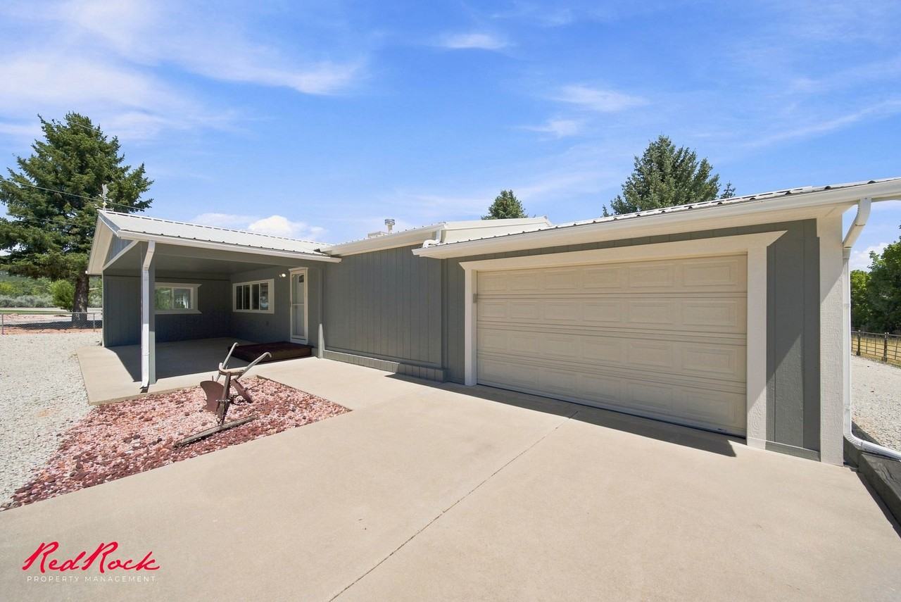 408 N Harmony Dr - Photo 5 of 37