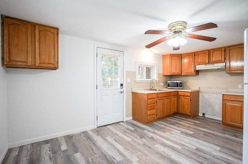 83 Thomas St #1L - Photo 2 of 14