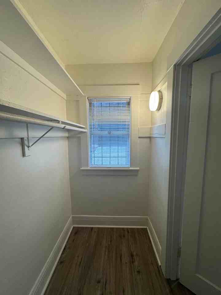 Glen Ellen Apartments - Photo 5 of 9