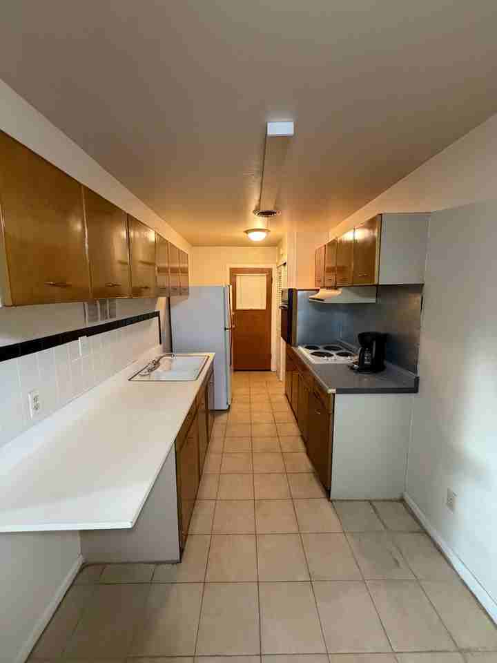 2225 S Tyler St - Photo 4 of 8