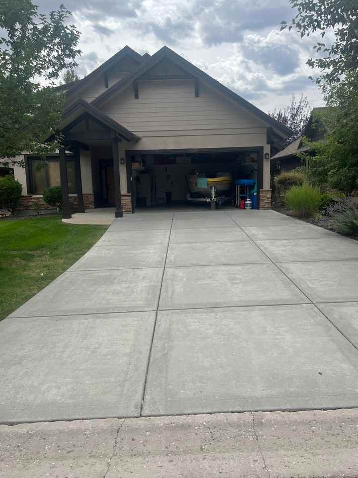 5877 E Big Horn Pkwy - Photo 4 of 44