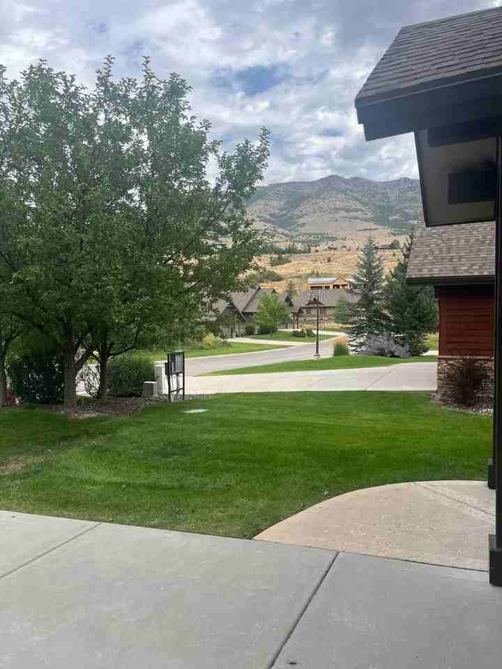 5877 E Big Horn Pkwy - Photo 5 of 44