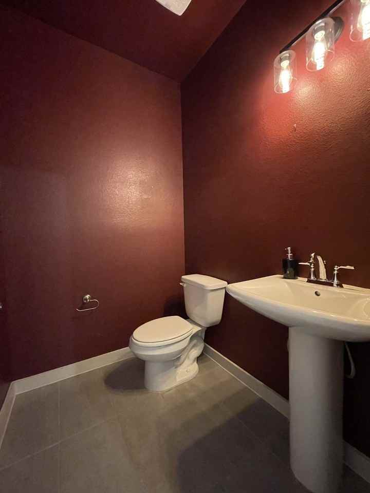 1764 Thornton Dr - Photo 7 of 20