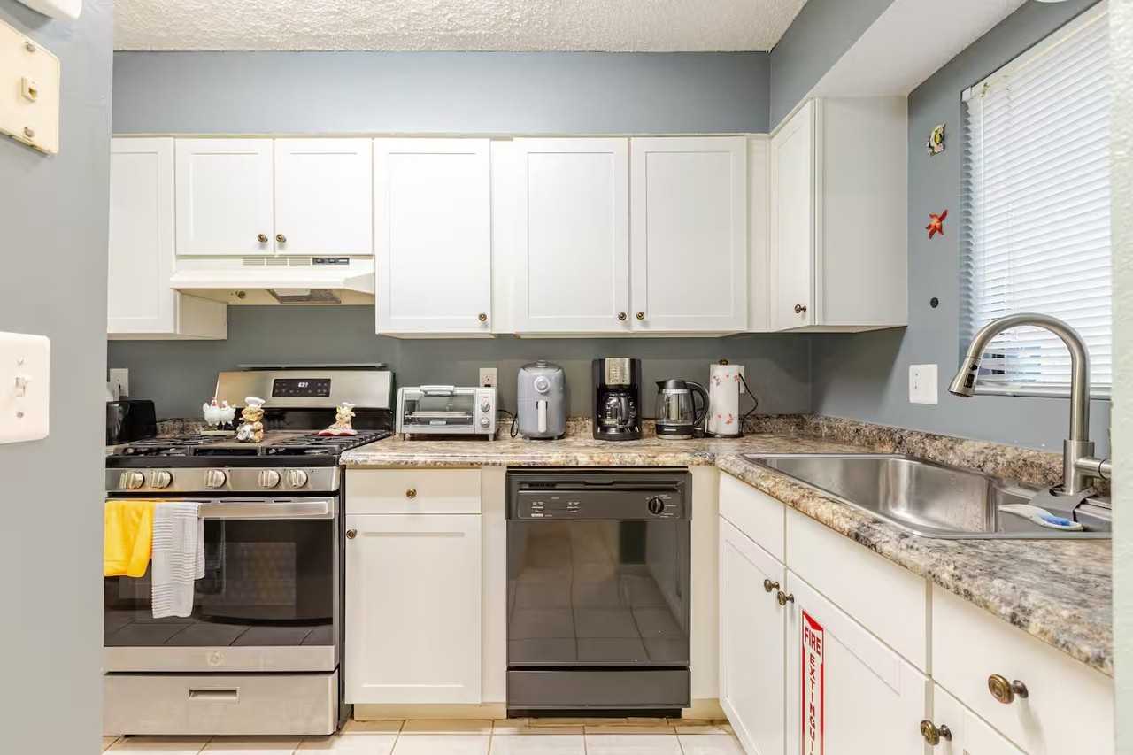 17751 Panama City Beach Pkwy #8D - Photo 6 of 18