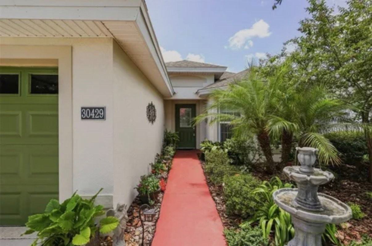 30429 Island Club Dr - Photo 2 of 20