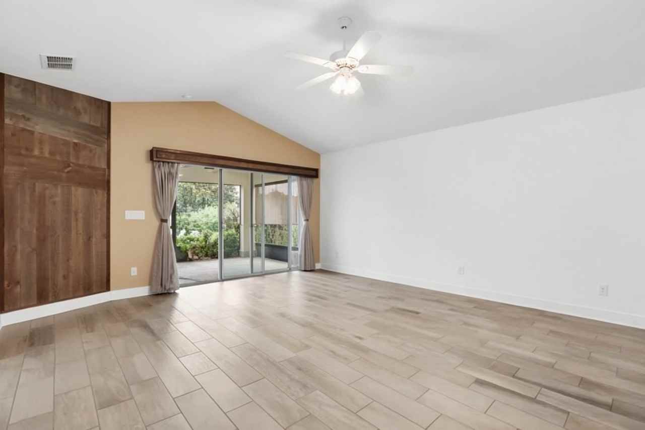 30429 Island Club Dr - Photo 7 of 20
