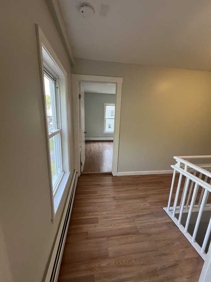 92 Arlington St #2 - Photo 6 of 17