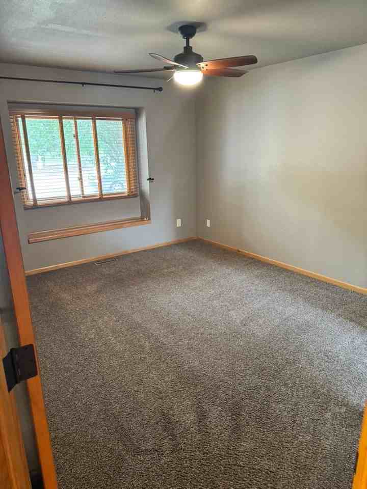 1074 Cunningham Dr #2 - Photo 3 of 19