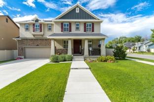 243 E Flicker Dr - Photo 1 of 1