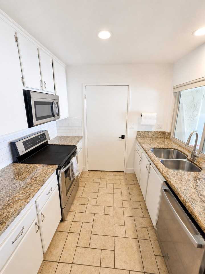 237 Countryhaven Rd - Photo 6 of 20