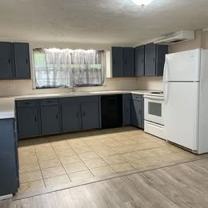705 S Roosevelt Ave - Photo 1 of 1