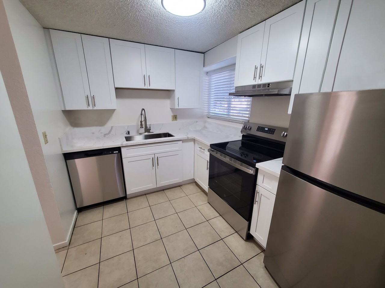 3704 Promontory St #1 - Photo 4 of 13