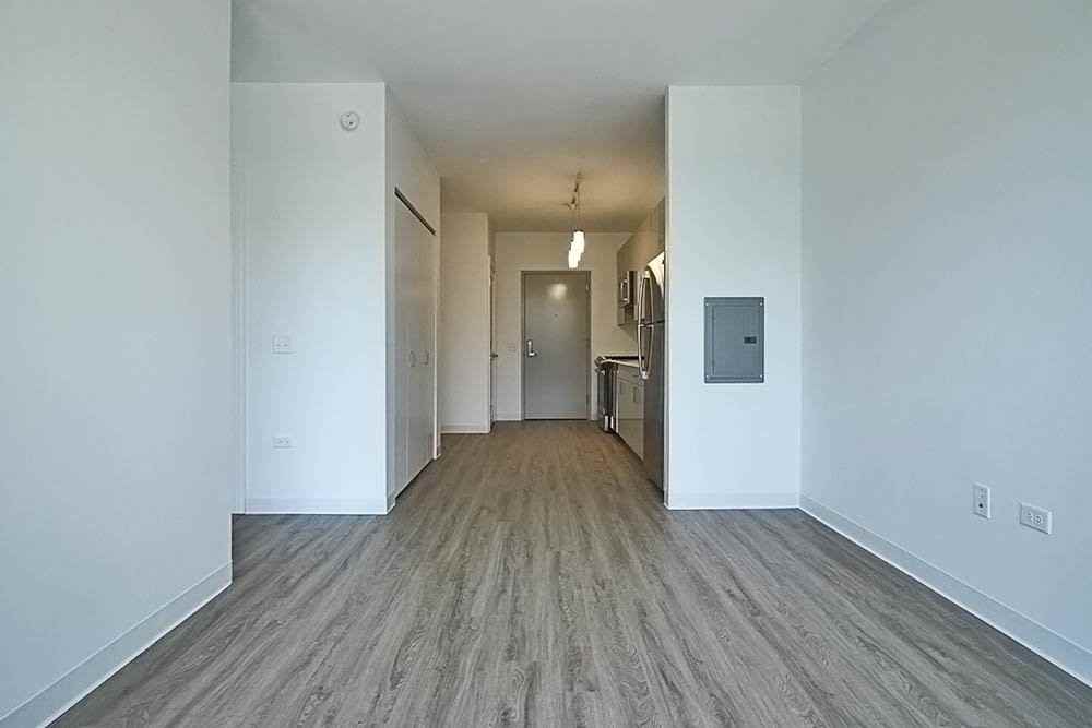 801 W Van Buren St - Photo 3 of 12