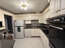 featured image of 16 Sunset Ave