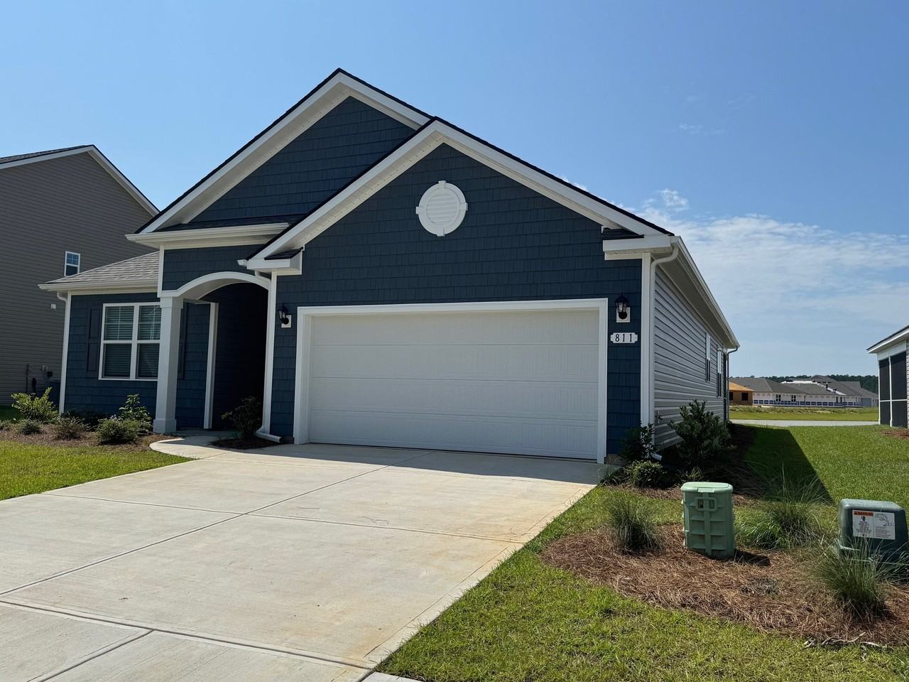 811 Ireland Dr - Photo 2 of 30