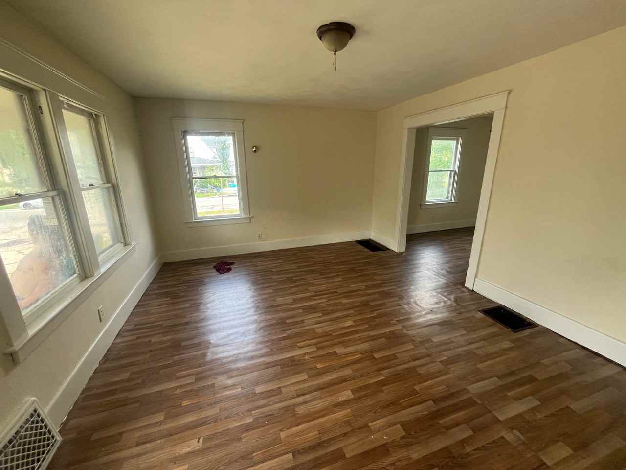 628 Blair Ct - Photo 2 of 9