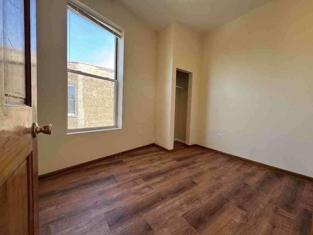 3158 W Jackson Blvd #3 - Photo 4 of 15