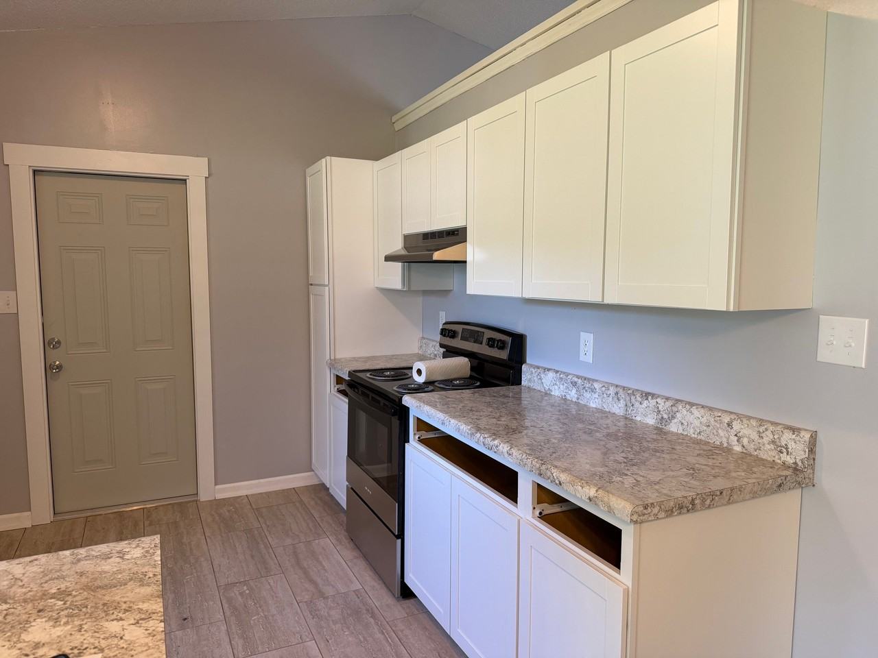 122 Falcon Crest Rd - Photo 2 of 8