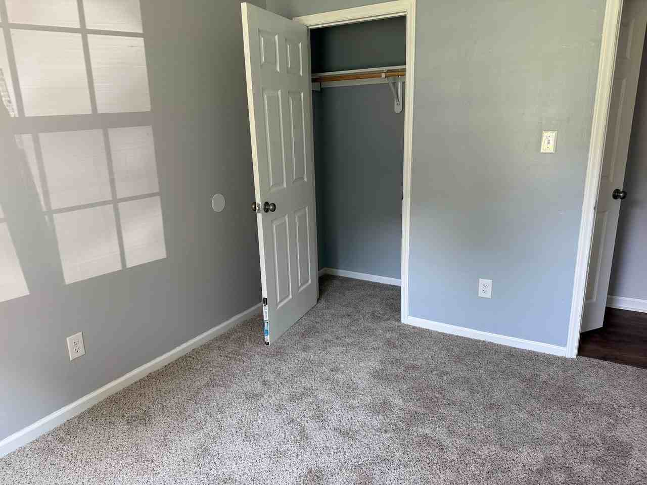 122 Falcon Crest Rd - Photo 6 of 8