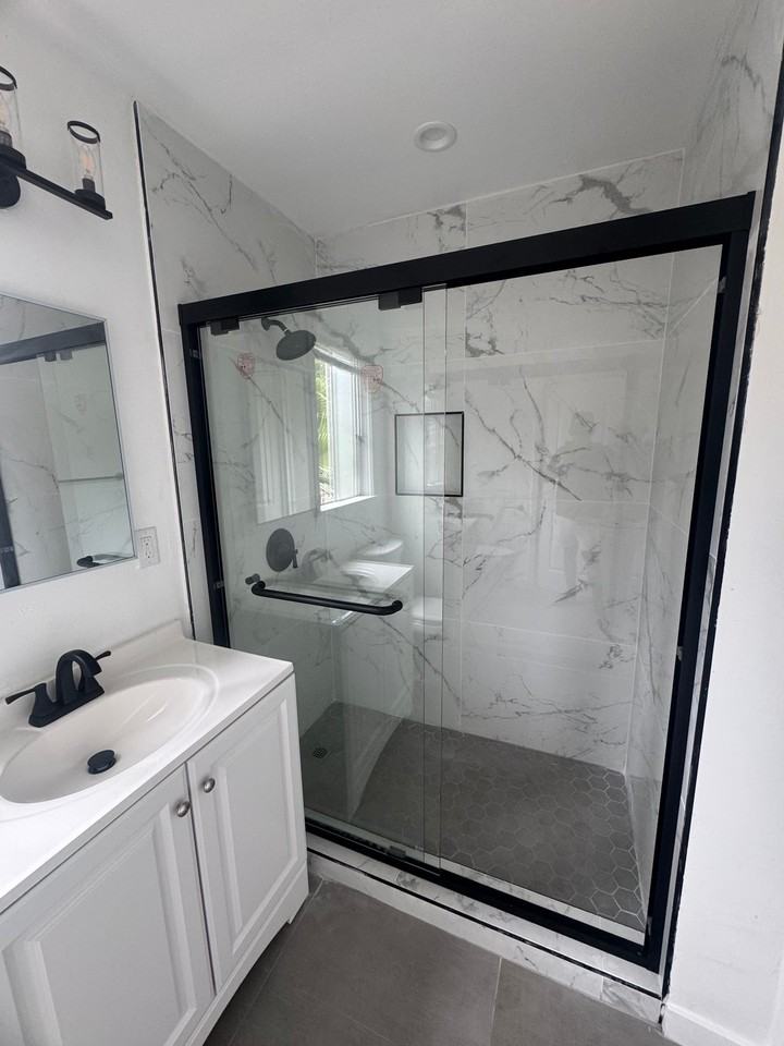 311 S Ave #1 - Photo 7 of 10