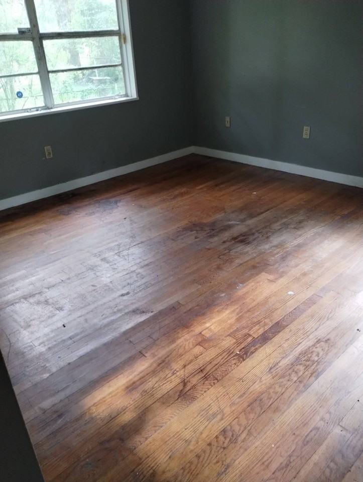 293 Cameron St - Photo 6 of 7