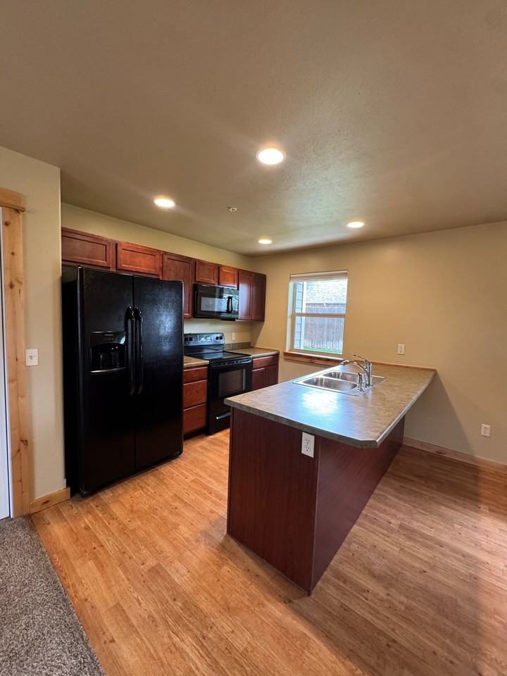 171 Talon Way #A - Photo 4 of 12