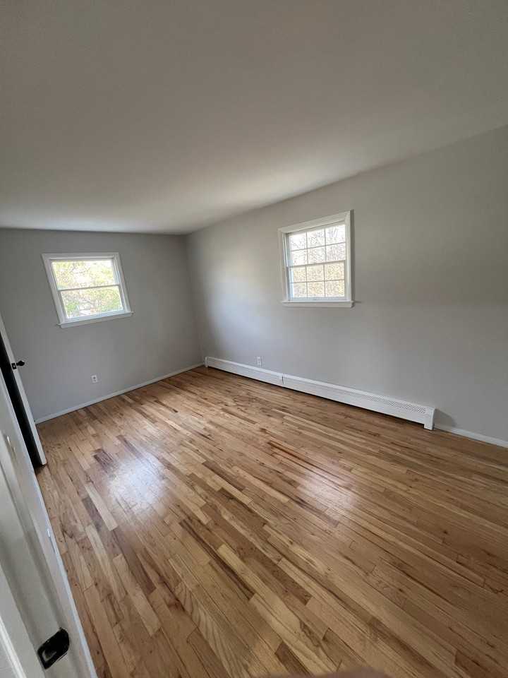 13 Maple Ln - Photo 7 of 11