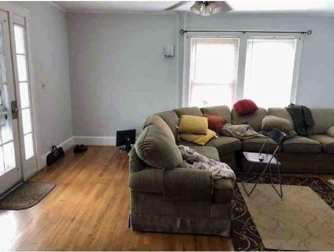 1715 Magnolia Ave - Photo 3 of 20