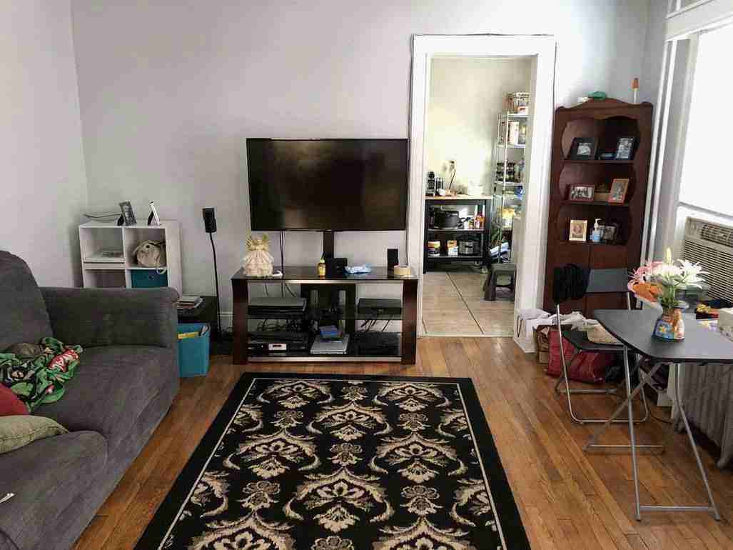 1715 Magnolia Ave - Photo 5 of 20