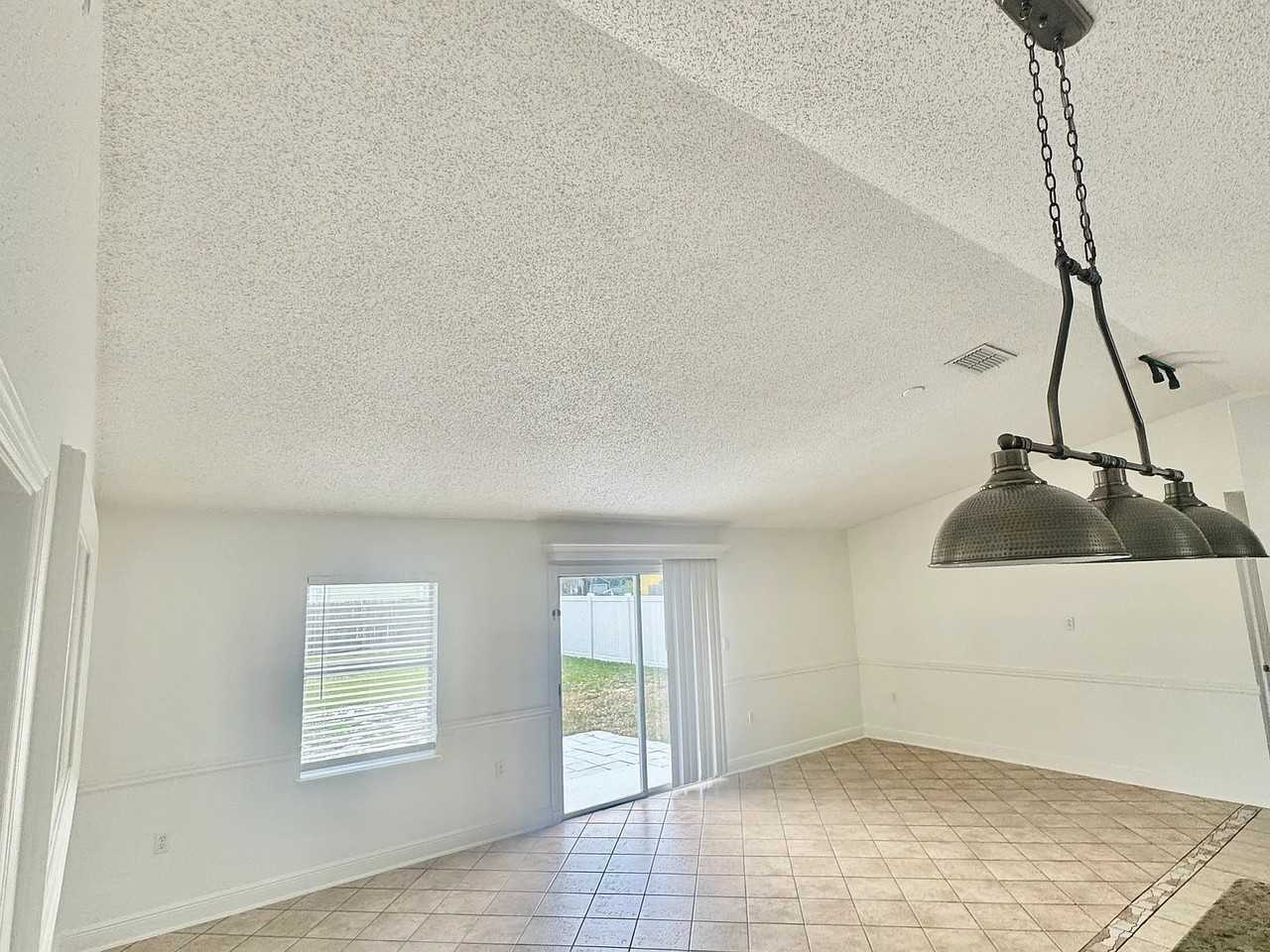 5101 Timber Ridge Trl - Photo 4 of 18