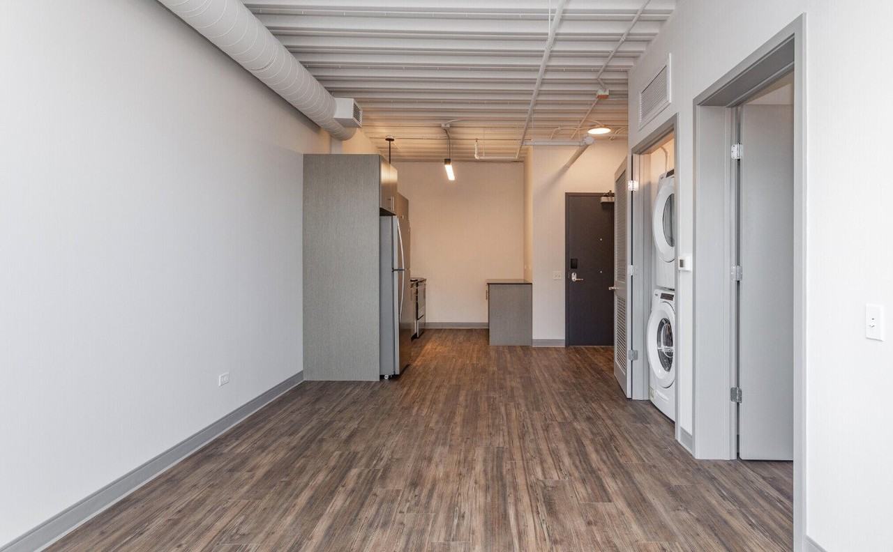 950 W Dakin St - Photo 5 of 13