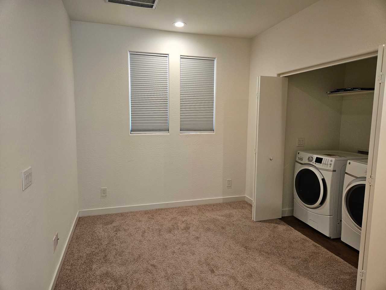 3218 W Glendale Ave #36 - Photo 3 of 20